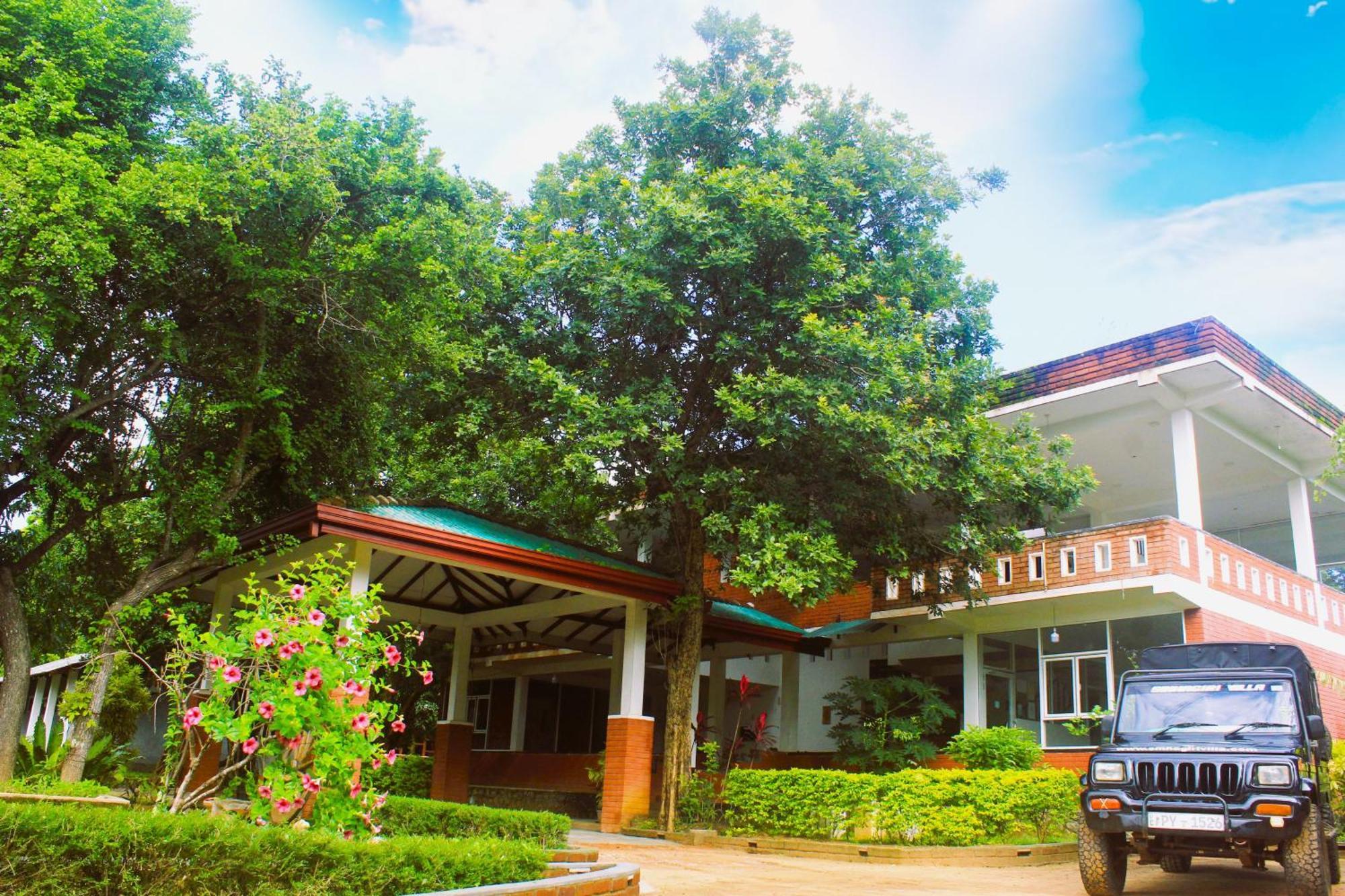 Green Hut Nature Resort Szigirija Kültér fotó